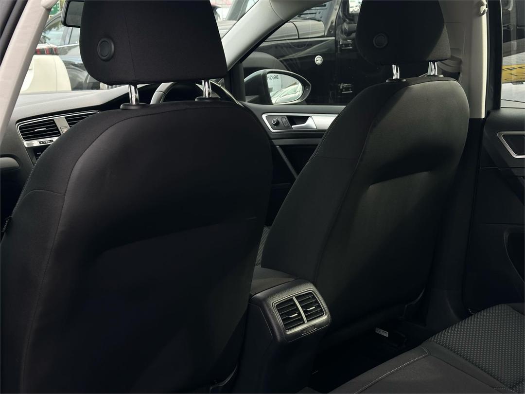 2018 Volkswagen Golf 110tsi, Automatic, 54063 km, Photo 26