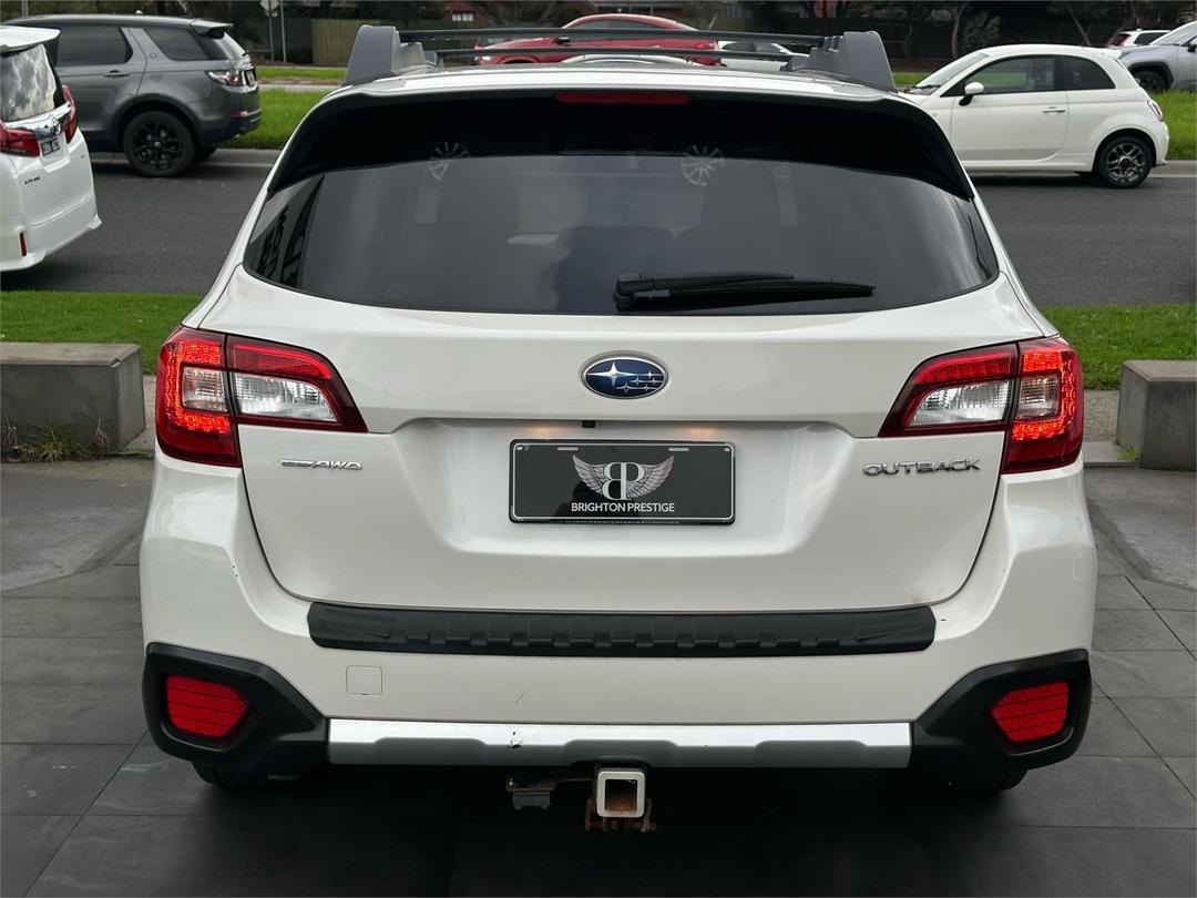 2018 Subaru Outback 2.5i, Automatic, 126062 km, Photo 6