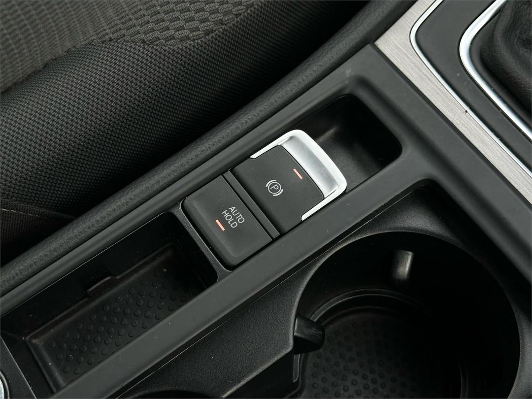 2015 Volkswagen Golf 90tsi Comfortline, Automatic, 108332 km, Photo 19