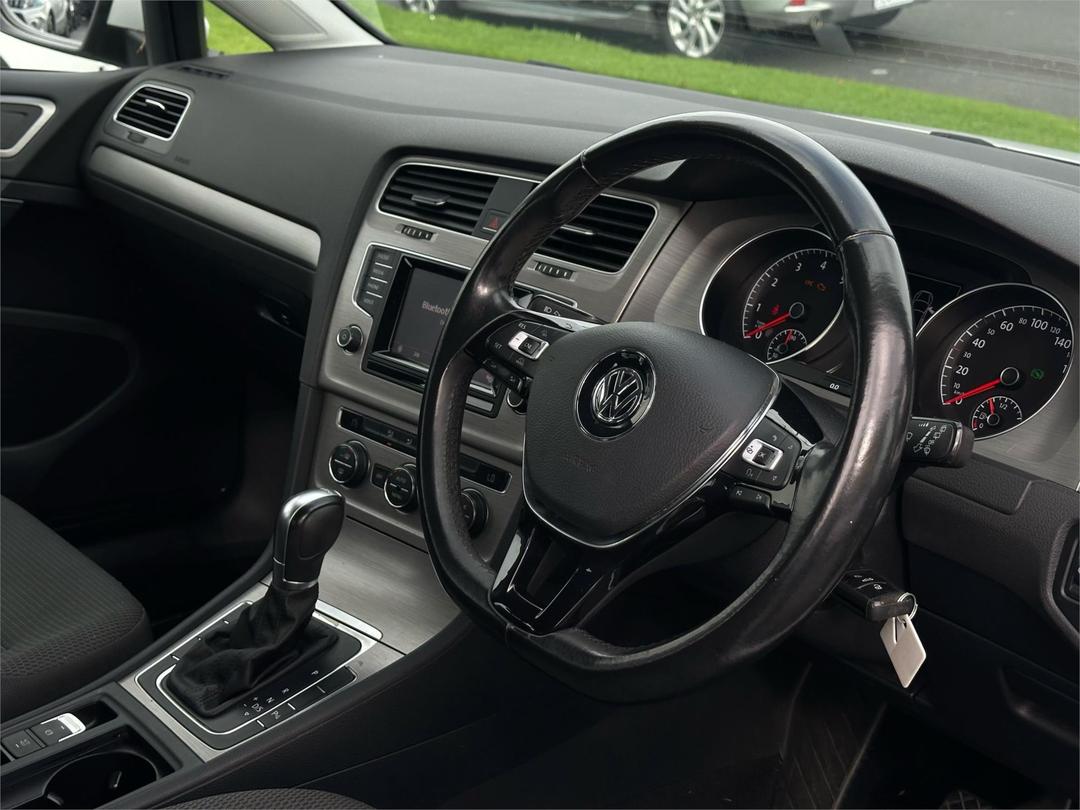 2015 Volkswagen Golf 90tsi Comfortline, Automatic, 108332 km, Photo 7