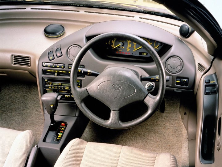 Toyota Sera - interior