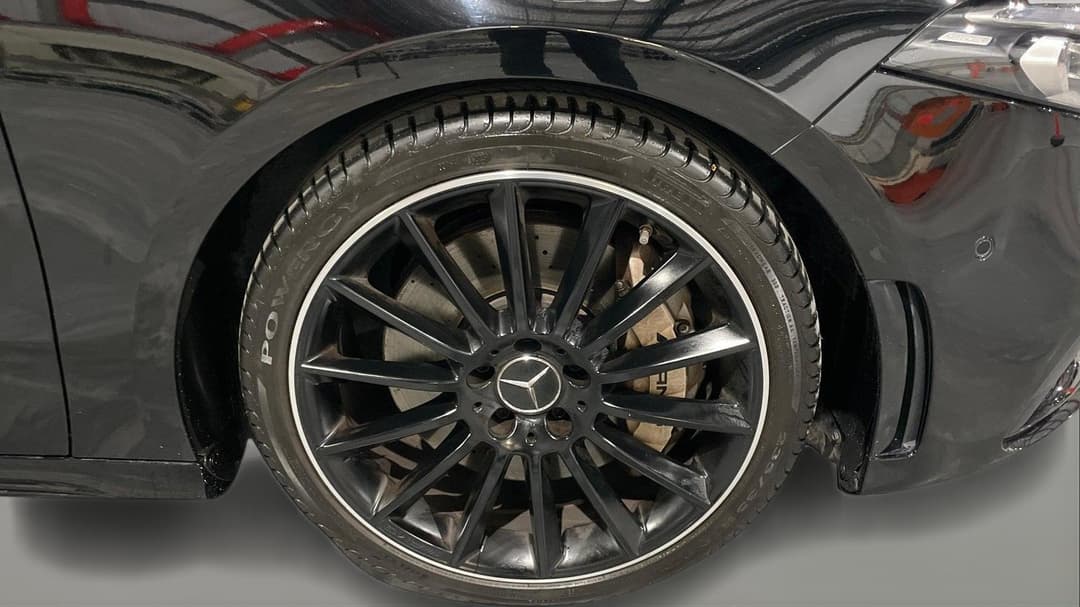 2022 Mercedes-amg A35 4matic, Automatic, 55418 km, Right Front Wheel