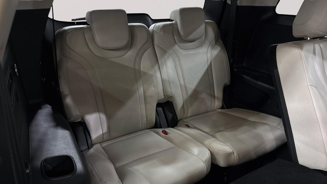 2023 Mahindra Xuv700 Ax7l, Automatic, 60220 km, Third Row Seats