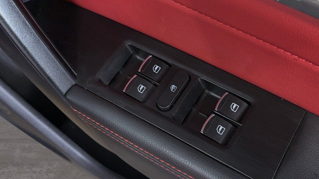 2020 Haval H2 Lux 2wd, Automatic, 105080 km, Drivers Side Door Panel Controls