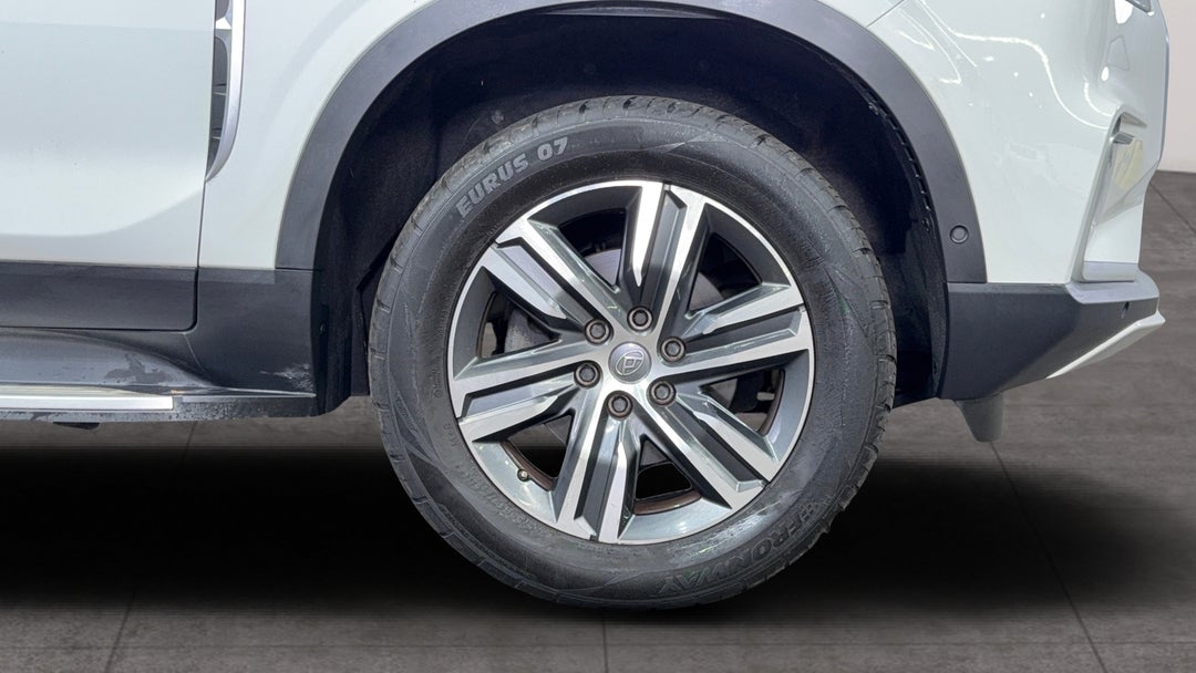 2022 LDV D90 Executive (4WD) D20, Automatic, 50396 km, Right Front Wheel