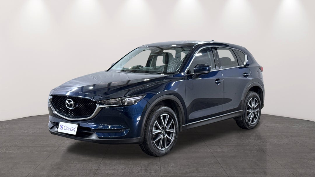 2017 Mazda CX-5 Gt (4x4), Automatic, 70006 km, Left Front Diagonal (45- Degree) View