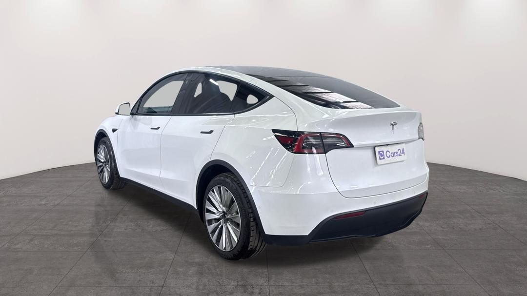 2022 Tesla Model Y Rear-wheel Drive, Automatic, 35135 km, Left Back Diagonal (45- Degree) View