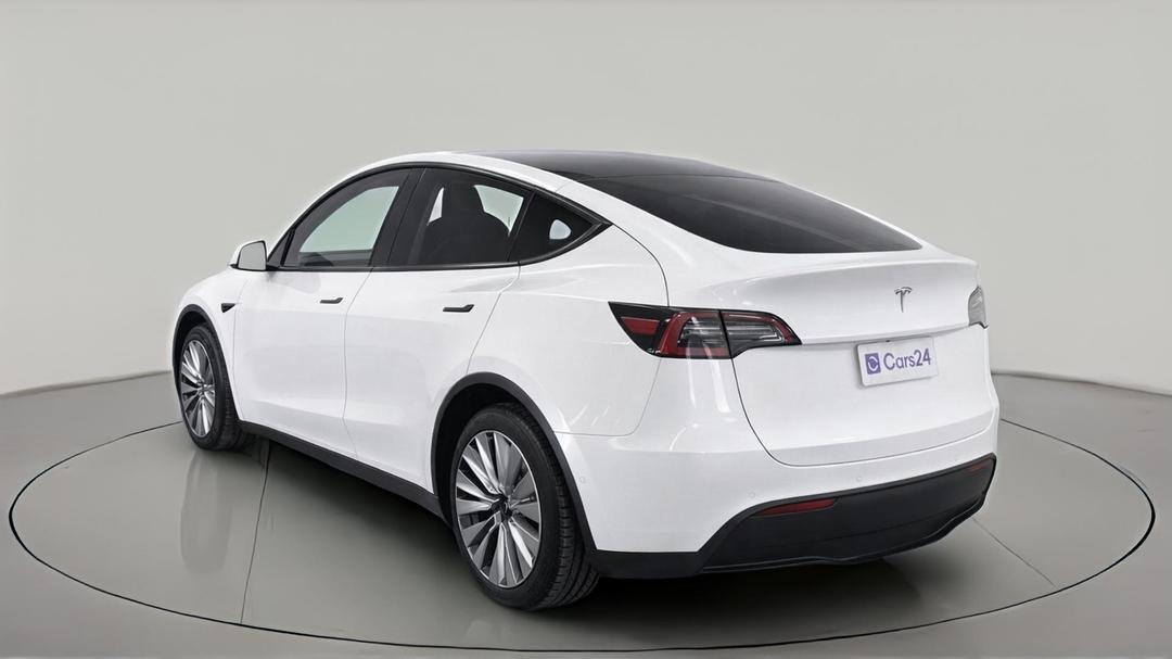 2022 Tesla Model Y Rear-wheel Drive, Automatic, 35135 km, Left Back Diagonal (45- Degree) View