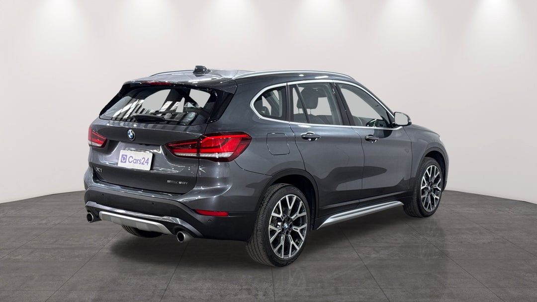 2020 BMW X1 sDrive 20i, Automatic, 44202 km, Right Back Diagonal (45- Degree) View