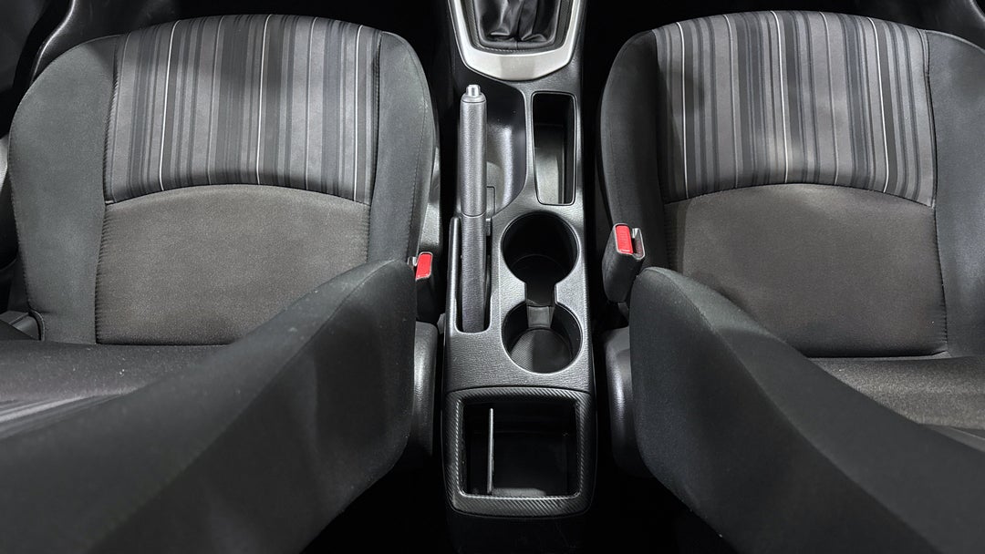 2017 Mazda Mazda2 Neo, Manual, 86429 km, Center Console