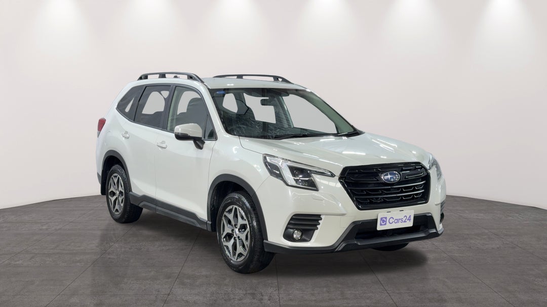 2024 Subaru Forester 2.5i (awd), Automatic, 53216 km, Right Front Diagonal (45- Degree) View