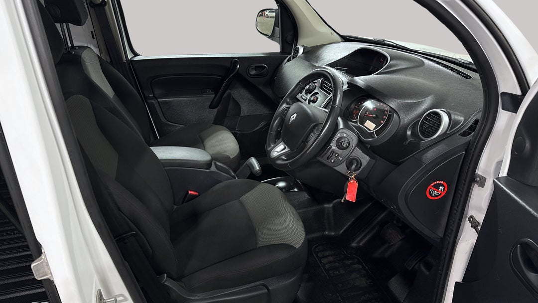 2021 Renault Kangoo Compact 1.2, Automatic, 10862 km, Right Side Front Door Cabin View