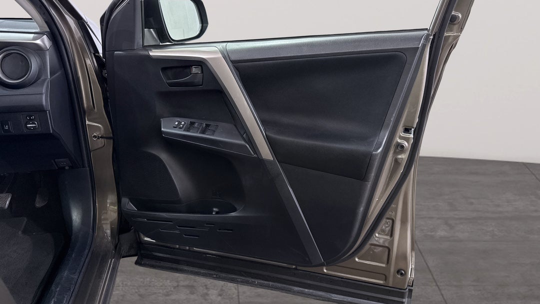 2018 Toyota RAV4 Gx (2WD), Automatic, 37256 km, Speaker View