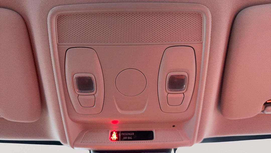 On-Roof Controls/Sunglass holder