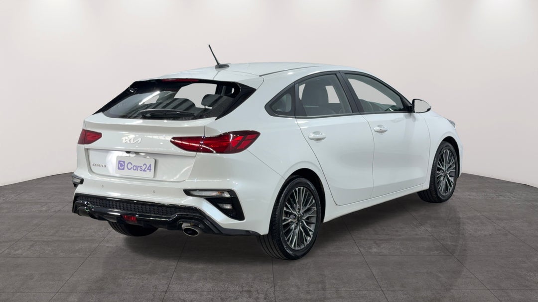 2022 Kia Cerato Sport+, Automatic, 22866 km, Right Back Diagonal (45- Degree) View