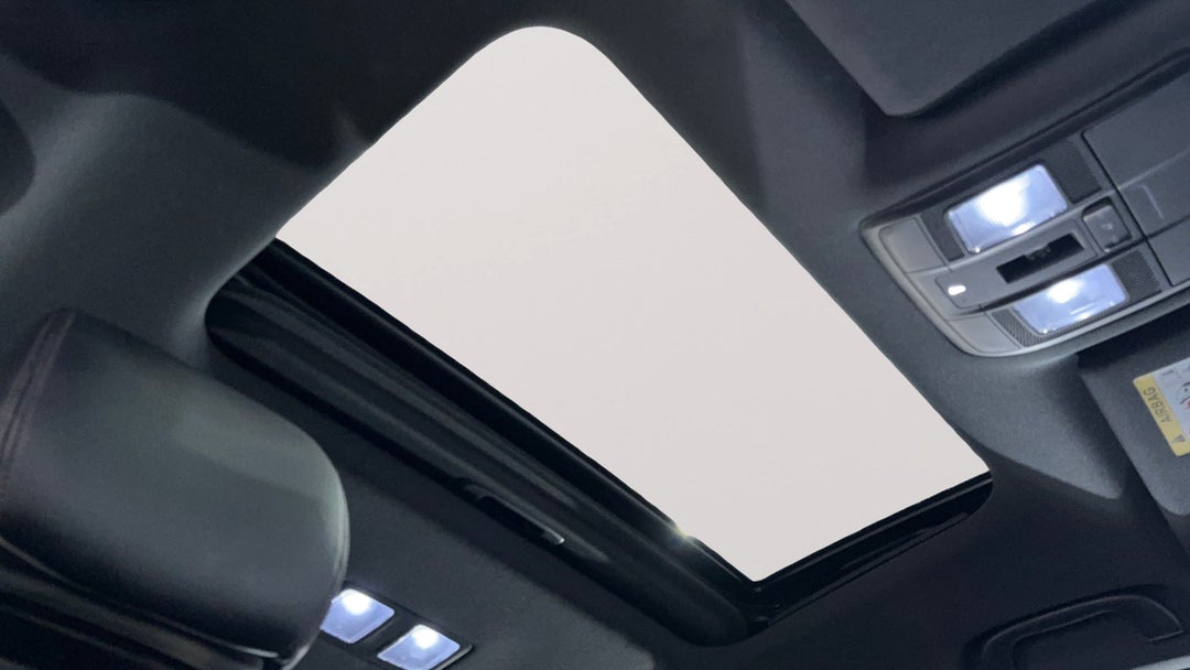 Interior Sunroof/Moonroof