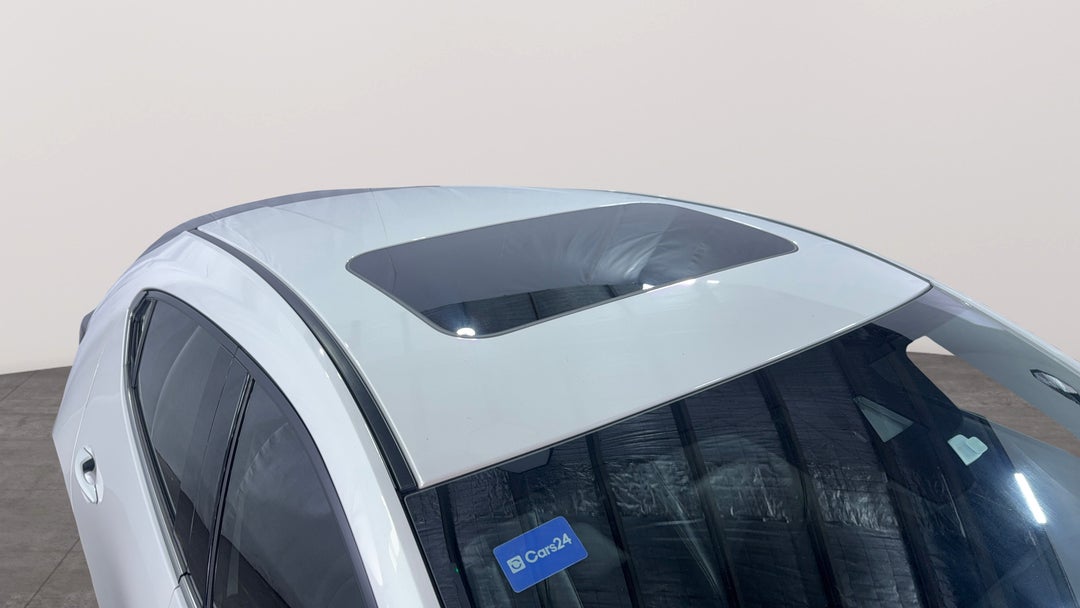 2020 Mazda 3 G25 Astina, Automatic, 72918 km, Roof/Sunroof View