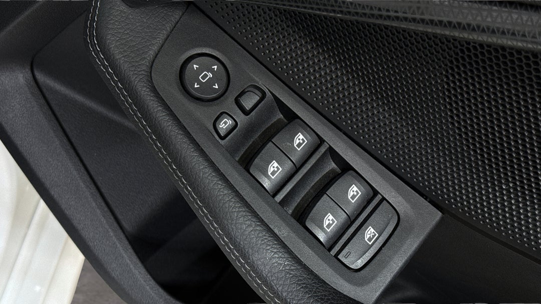 2020 BMW 2 18i M Sport Gran Coupe, Automatic, 34079 km, Drivers Side Door Panel Controls
