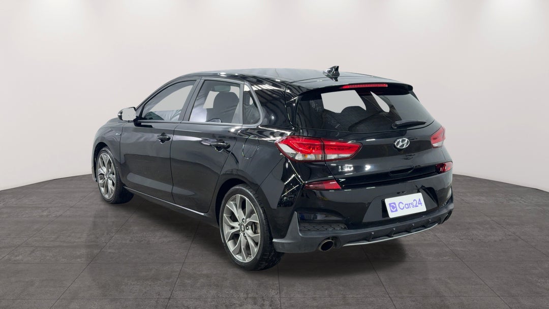 Left Back Diagonal (45- Degree) View