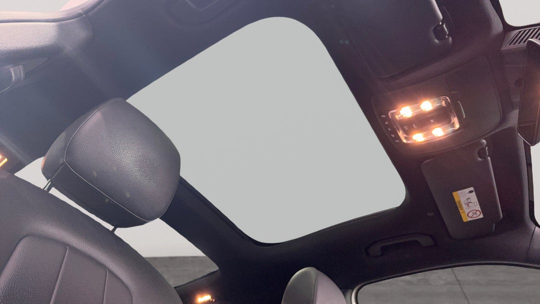 Interior Sunroof/Moonroof