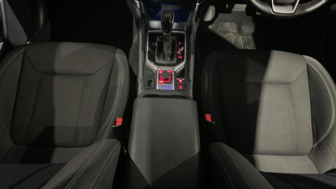 2024 Subaru Forester 2.5i (AWD), Automatic, 40401 km, Center Console