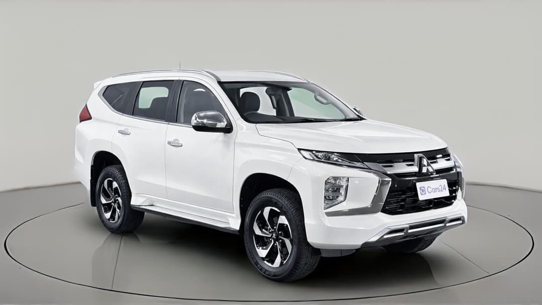 2024 Mitsubishi Pajero Sport Gls (4WD) 7 Seat, Automatic, 38484 km, Right Front Diagonal (45- Degree) View