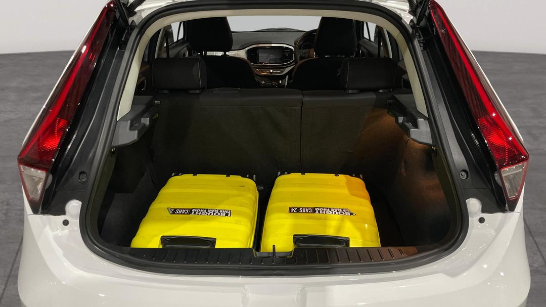2023 MG Mg3 Auto Core, Automatic, 28329 km, Boot Inside View with Luggage