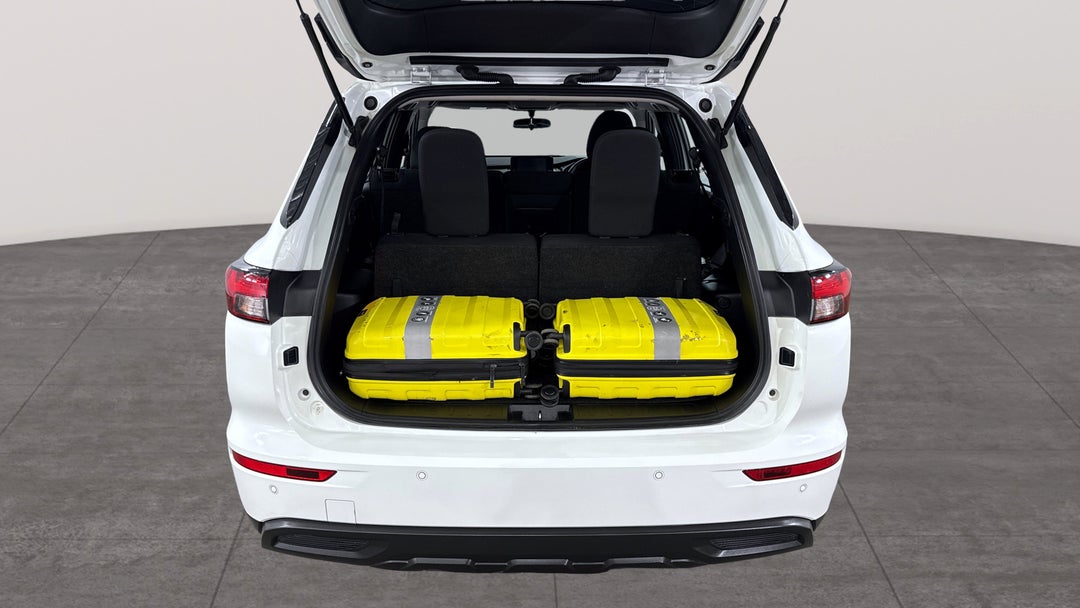 2023 Mitsubishi Outlander Es 7 Seat (2WD), Automatic, 51642 km, Boot Inside View with Luggage