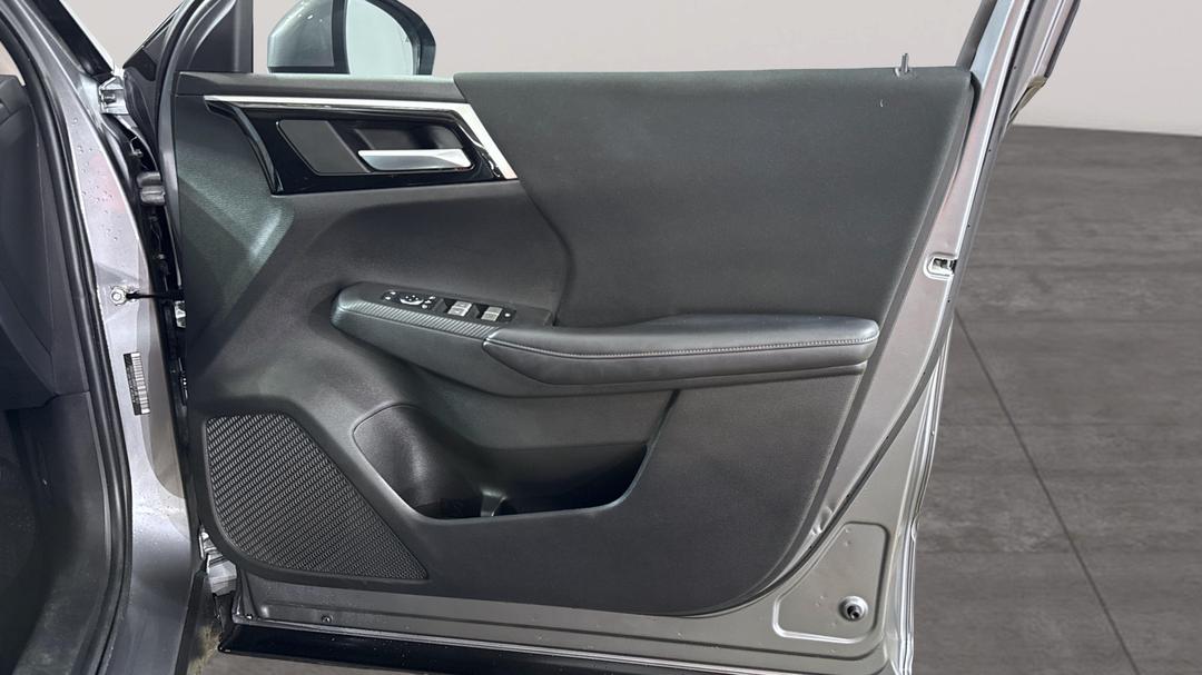 2023 Mitsubishi Outlander Ls 7 Seat (2WD), Automatic, 59322 km, Speaker View
