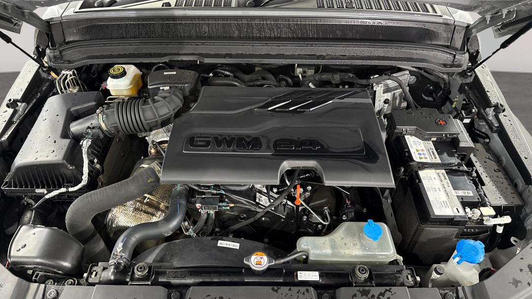2025 GWM Tank 300 Ultra Diesel, Automatic, 27304 km, Open Bonnet (Engine)
