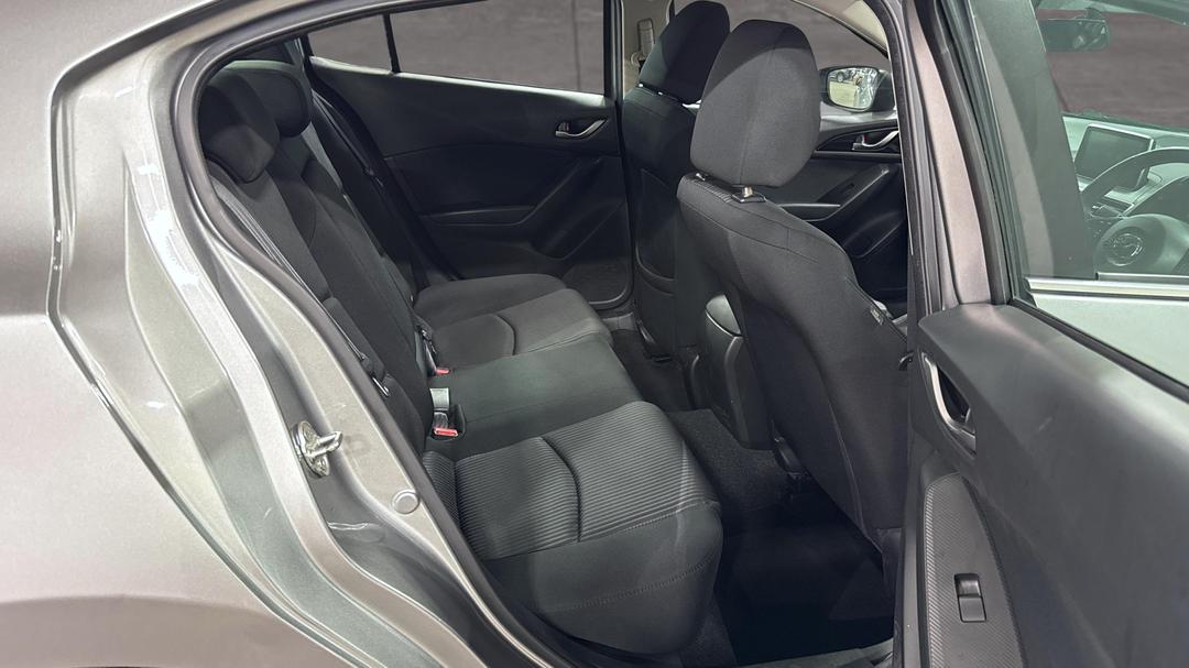 2016 Mazda 3 Maxx, Automatic, 135190 km, Right Side Rear Door Cabin View