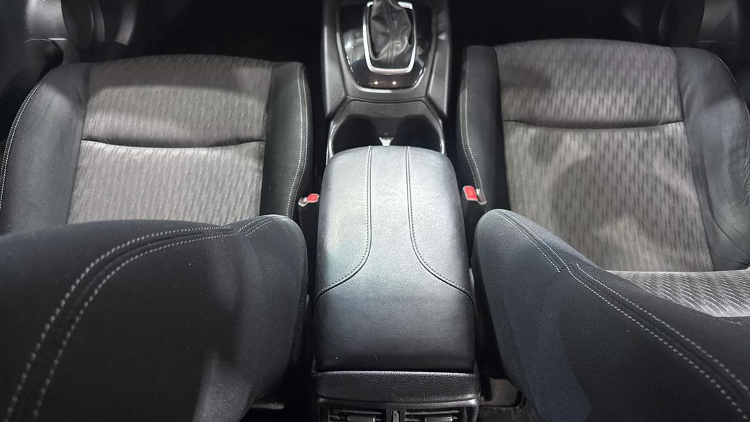 2021 Nissan X-trail St (2WD), Automatic, 133895 km, Center Console