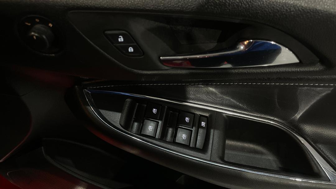 2017 Holden Astra Ltz, Automatic, 61391 km, Drivers Side Door Panel Controls