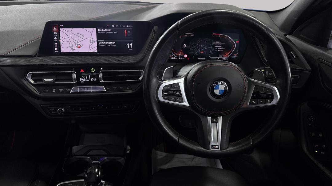 2021 BMW 1 28ti, Automatic, 63603 km, Center Console
