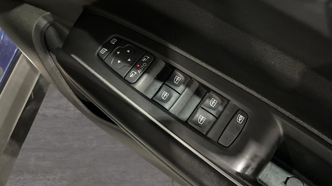 2021 Renault Koleos Intens (4x4), Automatic, 62801 km, Drivers Side Door Panel Controls