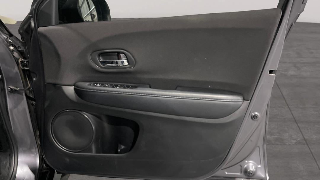 2019 Honda HR-V Vti, Automatic, 66207 km, Speaker View