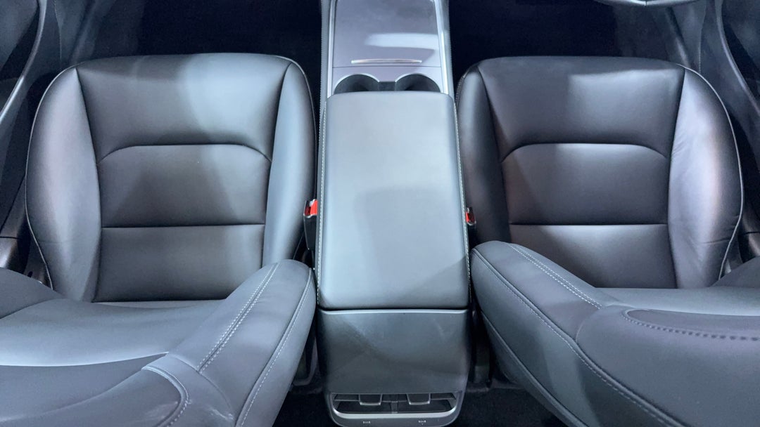 2023 Tesla Model 3 Long Range, Automatic, 9232 km, Center Console