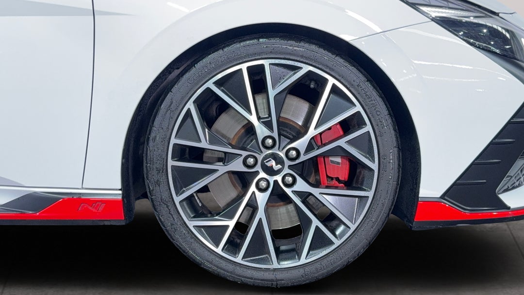 2023 Hyundai i30 N Premium, Automatic, 31132 km, Right Front Wheel