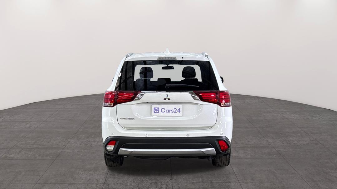 2017 Mitsubishi Outlander Ls (4x2), Automatic, 73155 km, Back/Rear View