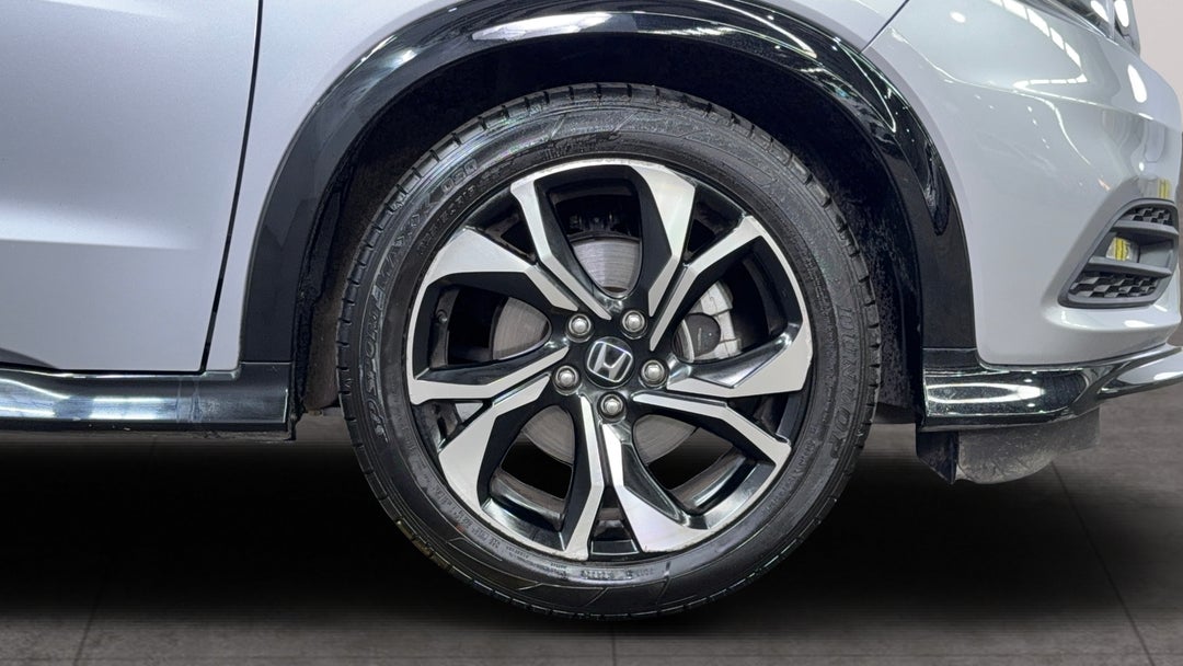 2018 Honda HR-V Rs, Automatic, 61787 km, Right Front Wheel