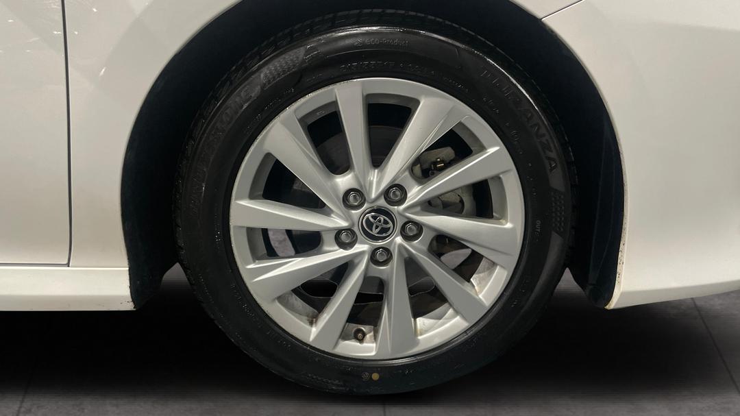 2023 Toyota Camry Ascent, Automatic, 53686 km, Right Front Wheel