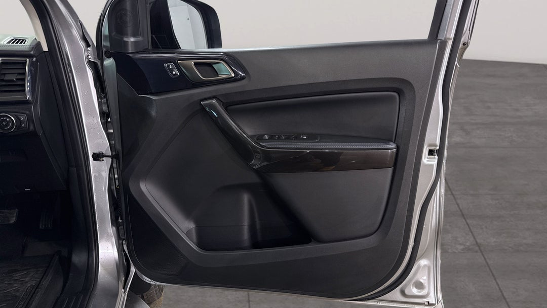 2021 Ford Everest Sport (4WD), Automatic, 81753 km, Speaker View