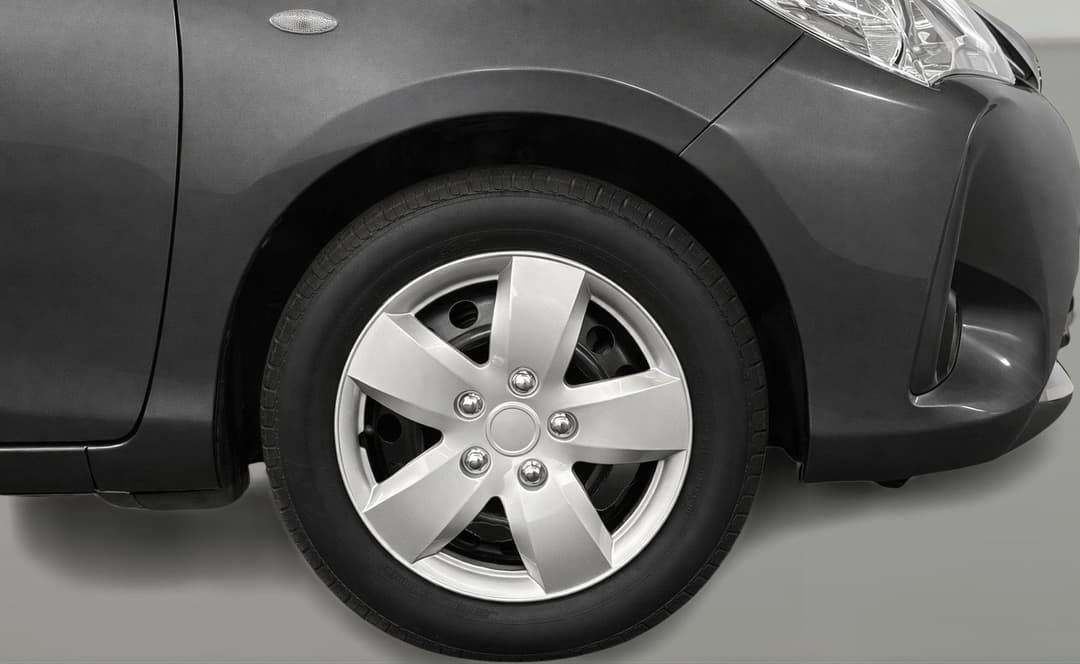 2017 Toyota Yaris Ascent, Automatic, 46118 km, Right Front Wheel