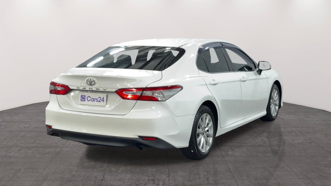 Right Back Diagonal (45- Degree) View