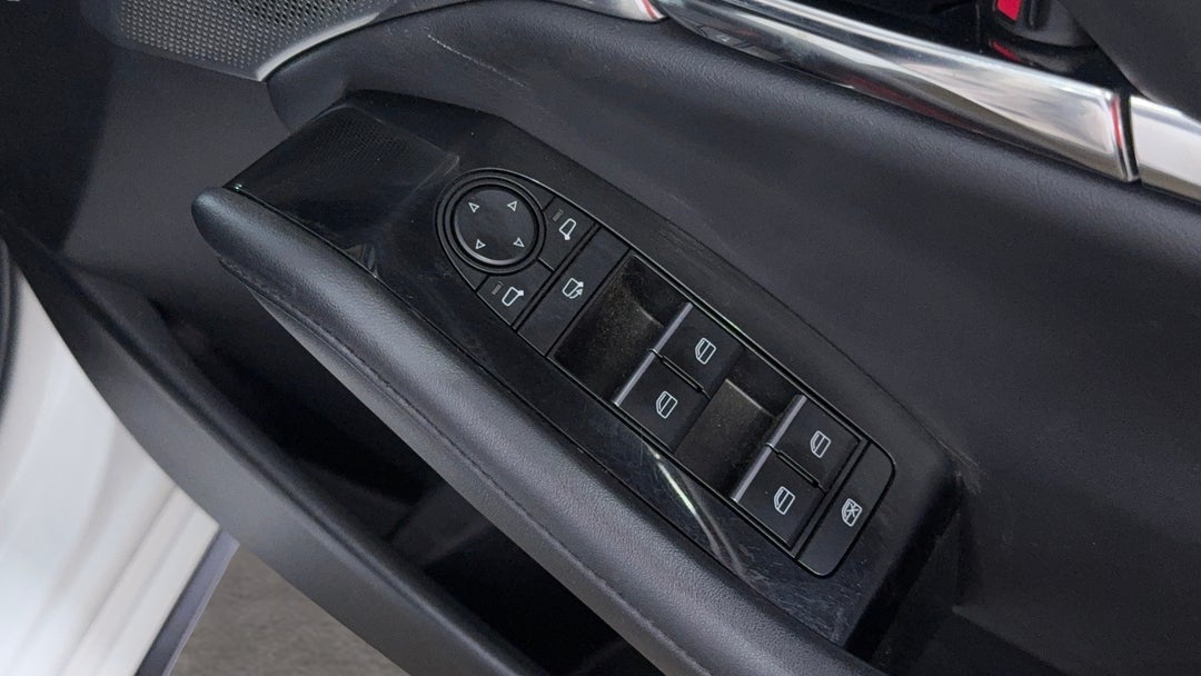 2020 Mazda 3 G25 Astina, Automatic, 72918 km, Drivers Side Door Panel Controls