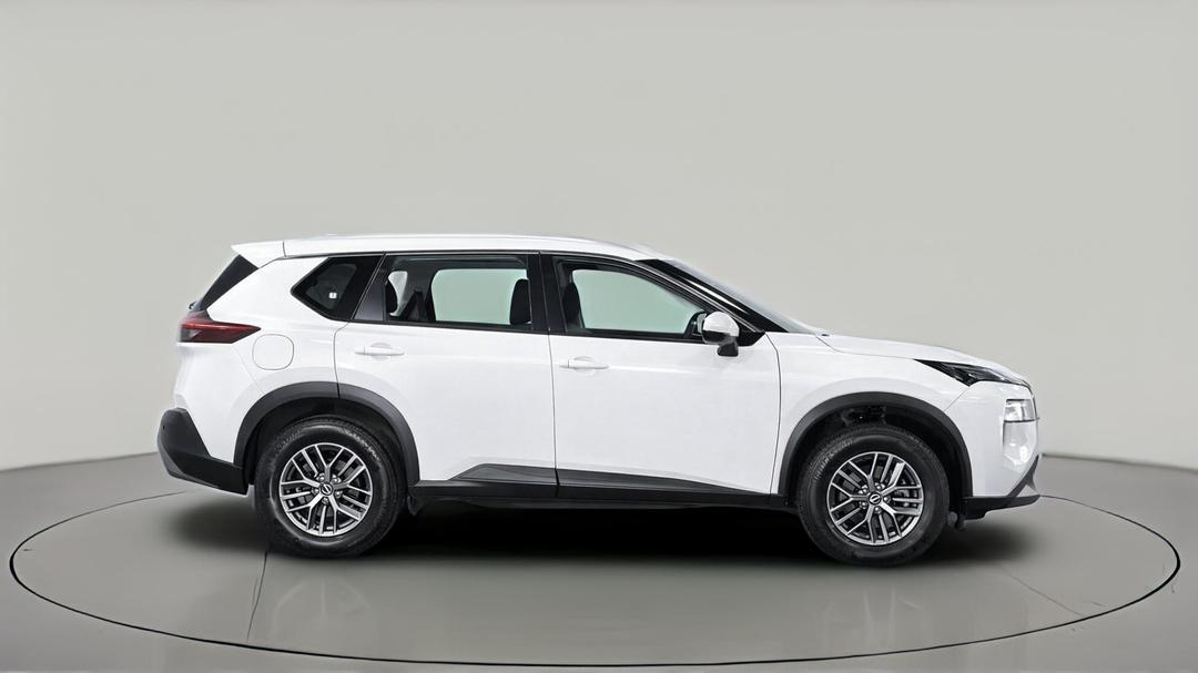 2024 Nissan X-trail St (4WD), Automatic, 51016 km, Right Side View