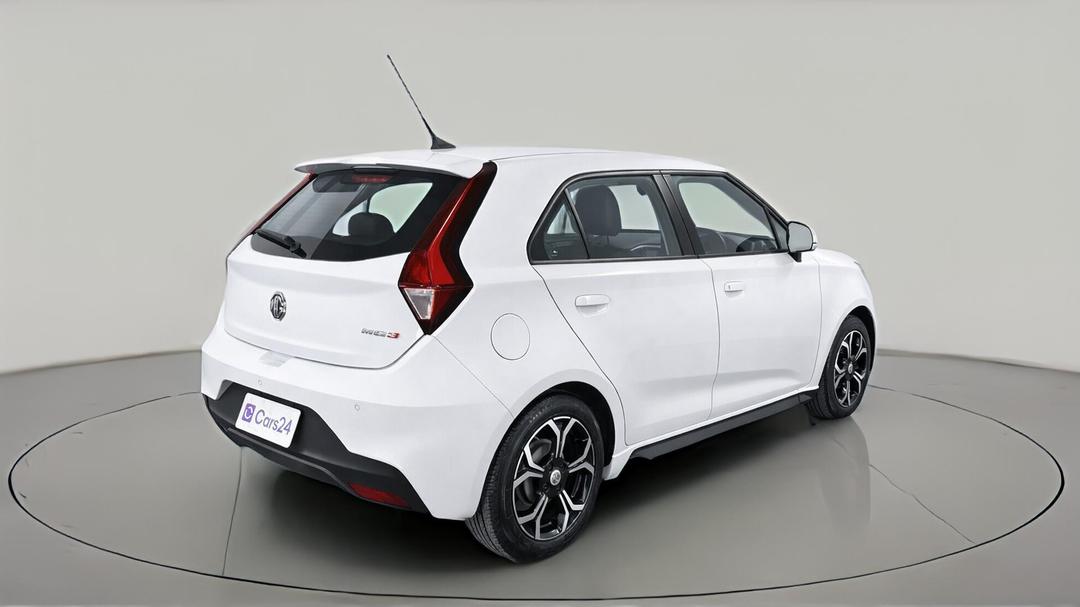 2022 MG Mg3 Auto Excite (with Navigation), Automatic, 27046 km, Right Back Diagonal (45- Degree) View