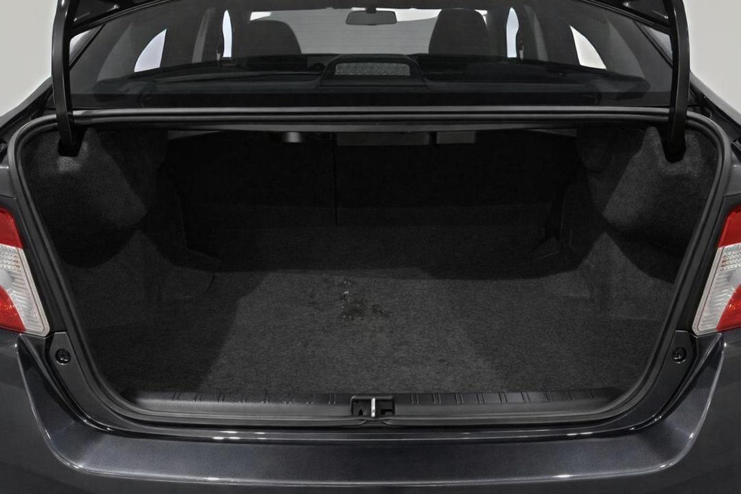 2017 Subaru WRX Premium (AWD), Manual, 99794 km, Boot Inside View