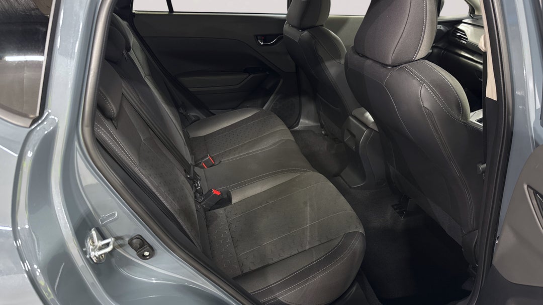 2025 Subaru Crosstrek AWD 2.0l, Automatic, 23060 km, Right Side Rear Door Cabin View