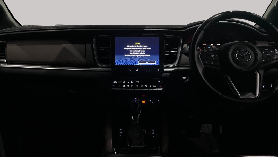 2024 Mazda BT-50 Gt (4x4), Automatic, 13433 km, Dashboard View